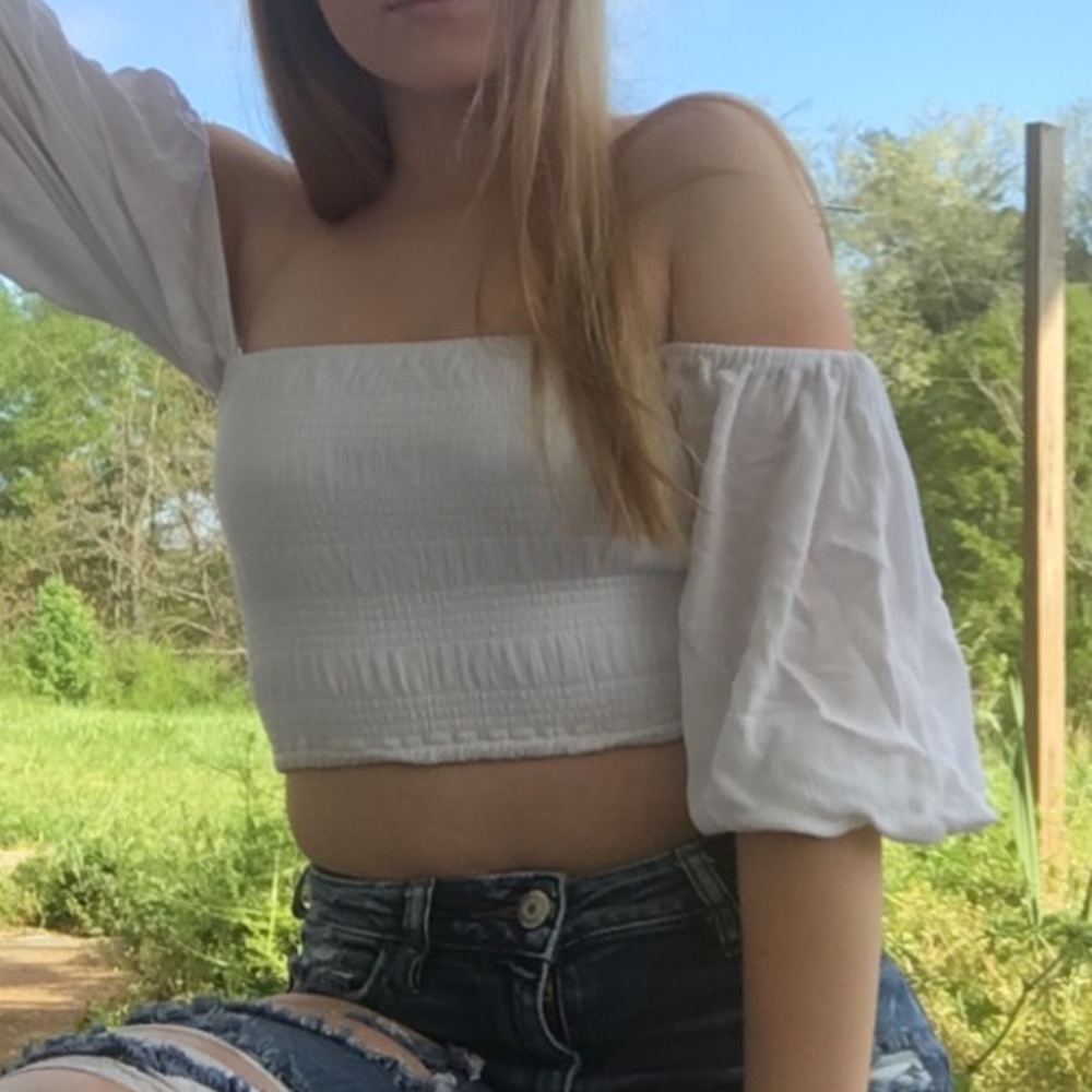 Off shoulder shirt